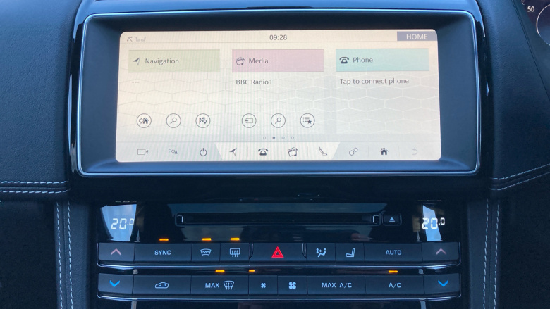 Jaguar F-Pace 2.0d [180] Chequered Flag 5dr Auto AWD Diesel Estate